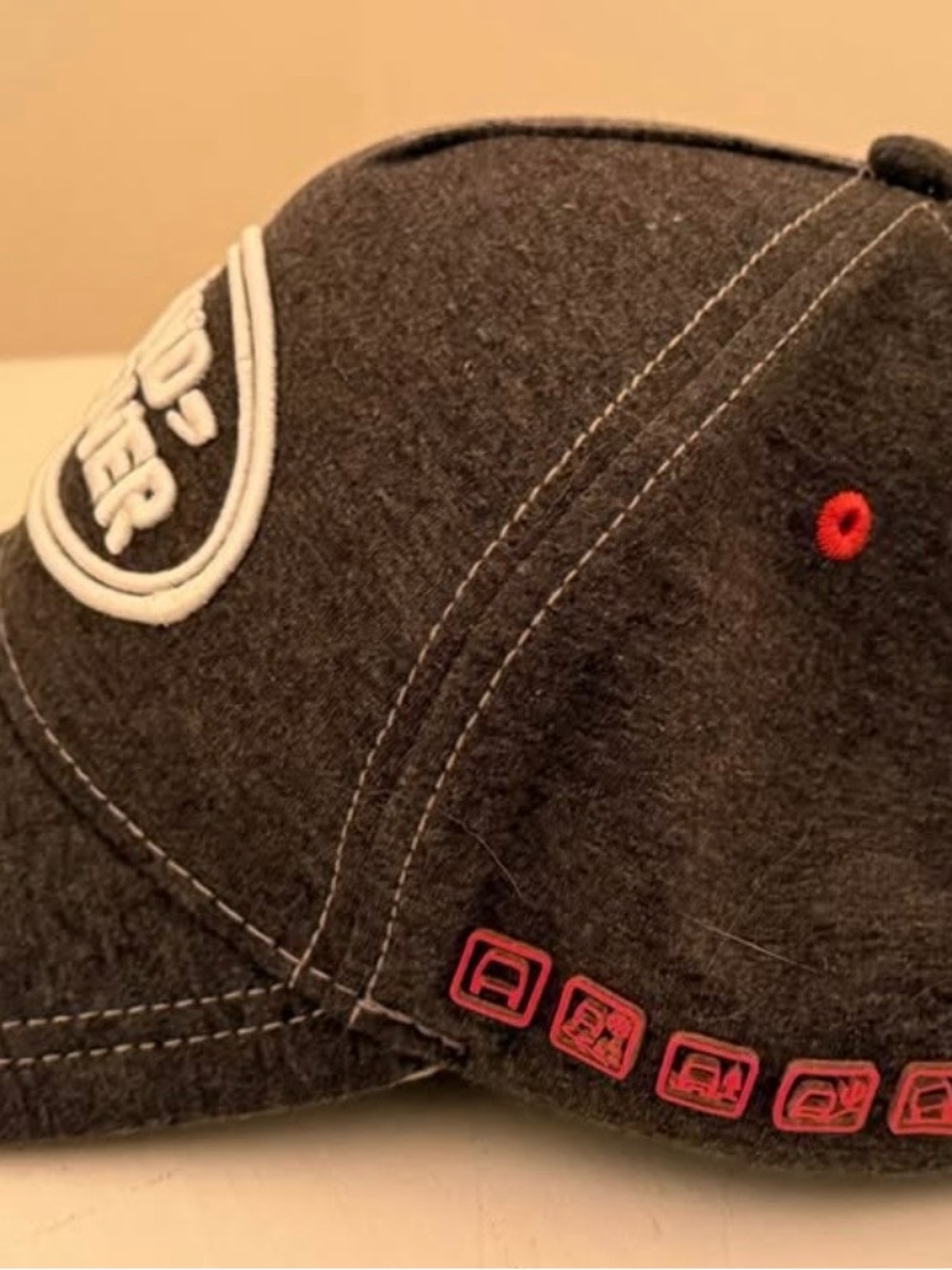 Land Rover Adjustable Baseball Hat- New With Tags - Picture 3 of 6